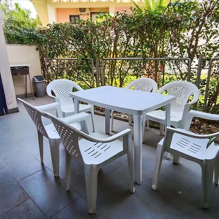 Prázdninový dům Kristina With Private Patio *