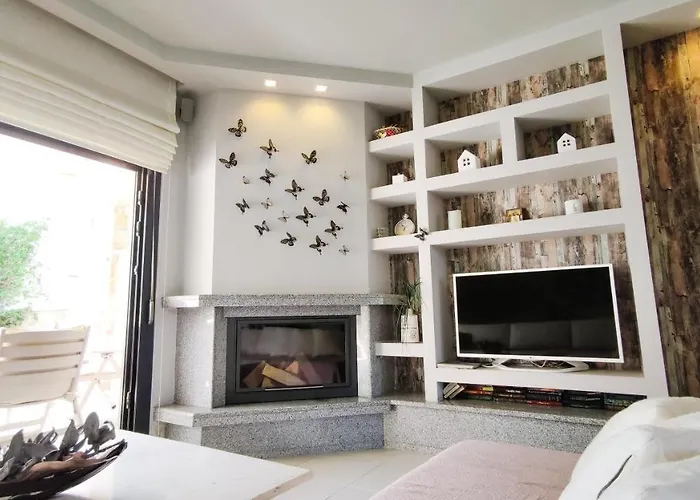 Kristina With Private Patio Chaniotis